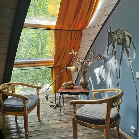 Kupolmaja Arpus Laika - Domehouse In The Forest *