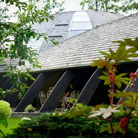 Gæstehus Kupolmaja Arpus Laika - Domehouse In The Forest *